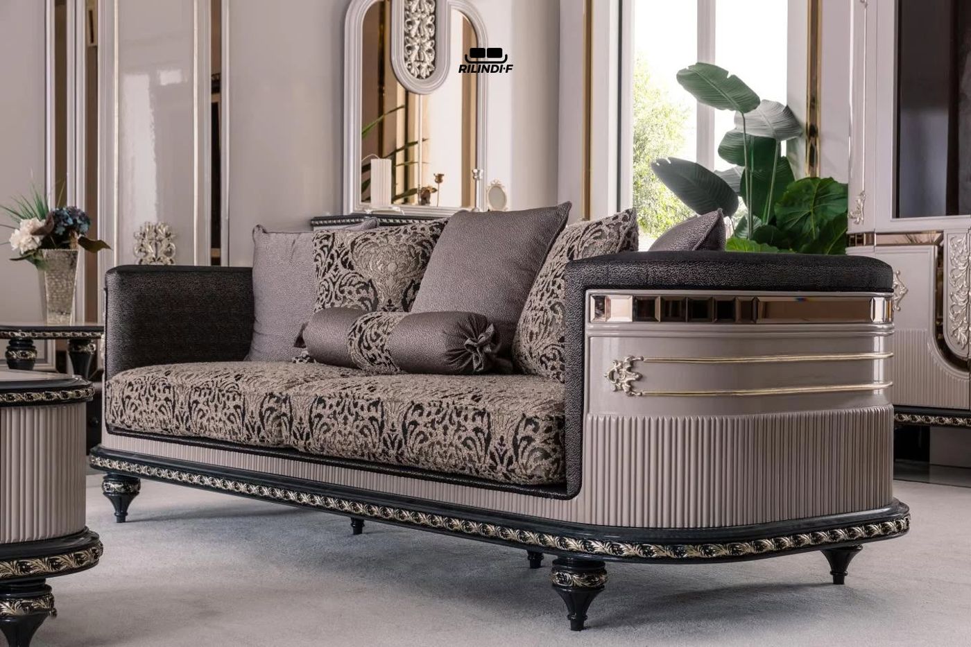 Garniturë “Royal Classic”